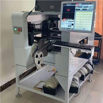 Stroj za sestavljanje PCB